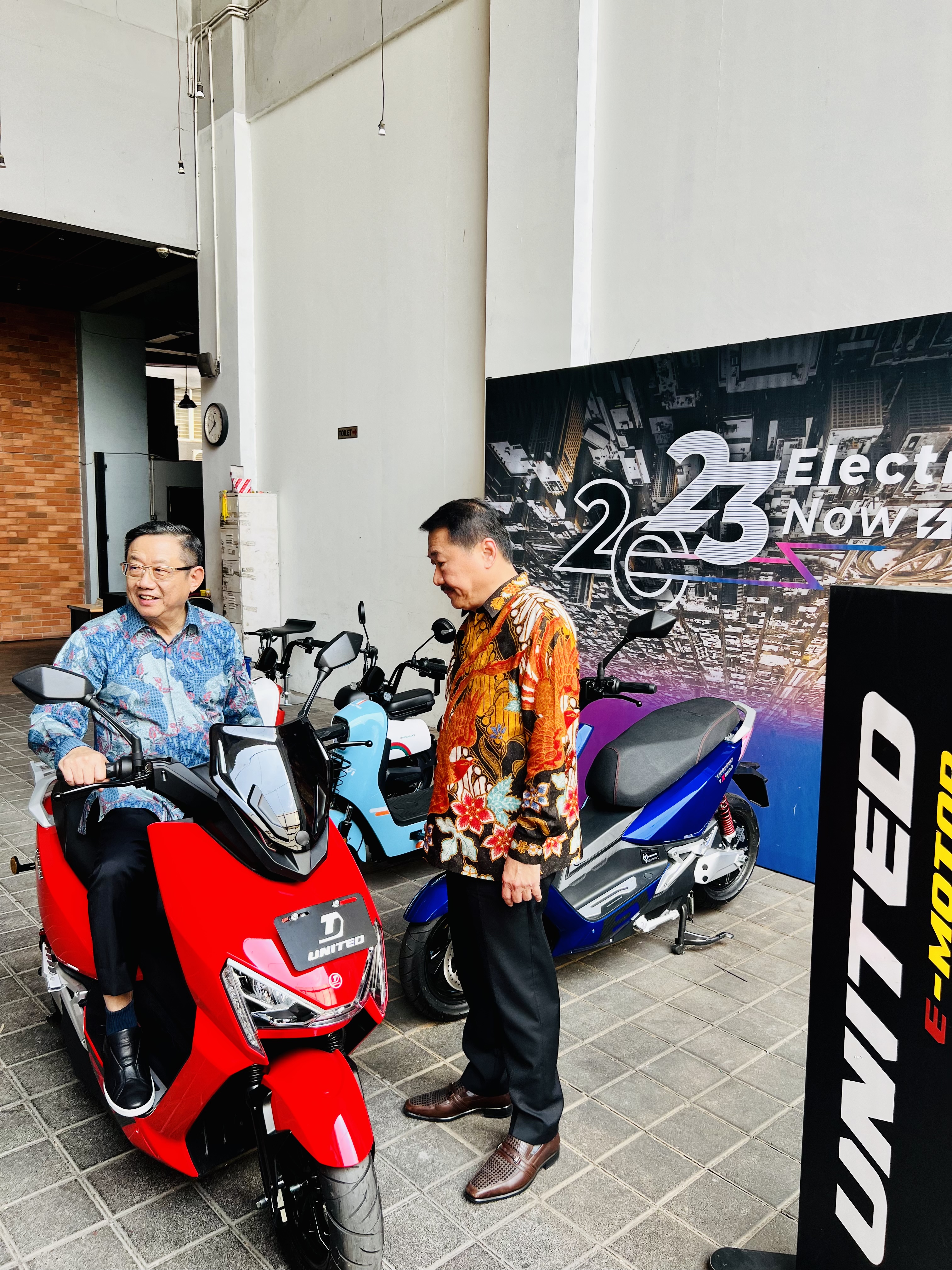 Terang Dunia Internusa (United) Siap Rebut Potensi Pasar Sepeda Listrik dan Motor Listrik Indonesia