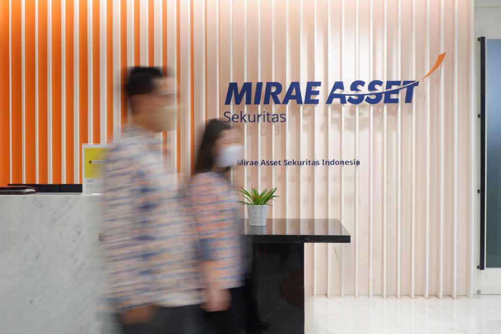 Mirae Asset Sekuritas Optimistis Semen, Otomotif, dan Telko akan Dorong IHSG ke 7.600