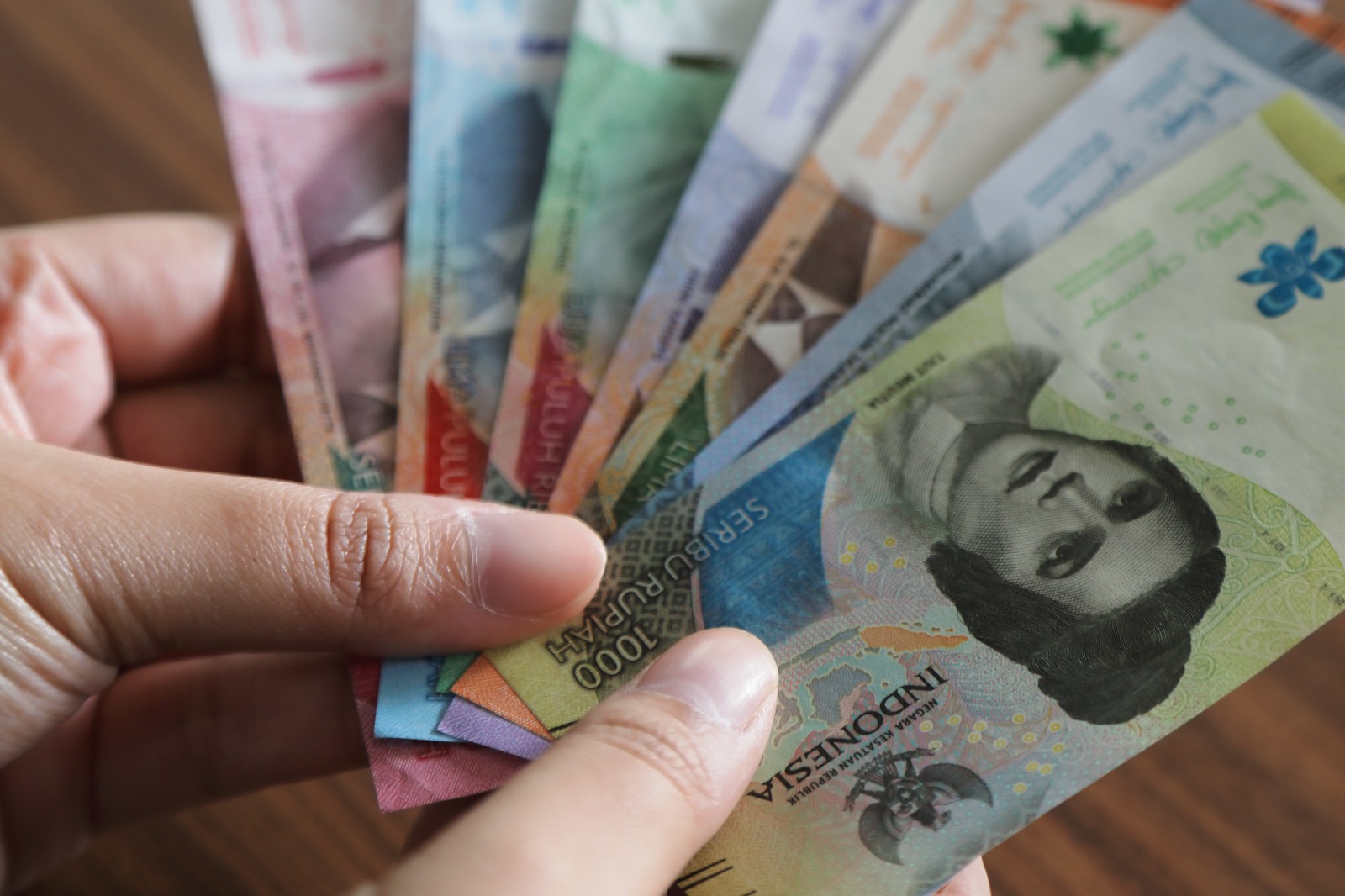 Meski Bilang Simpan Uang di Bank Aman dan Likuid, Ekonom Beri Nasehat Ini ke Nasabah!
