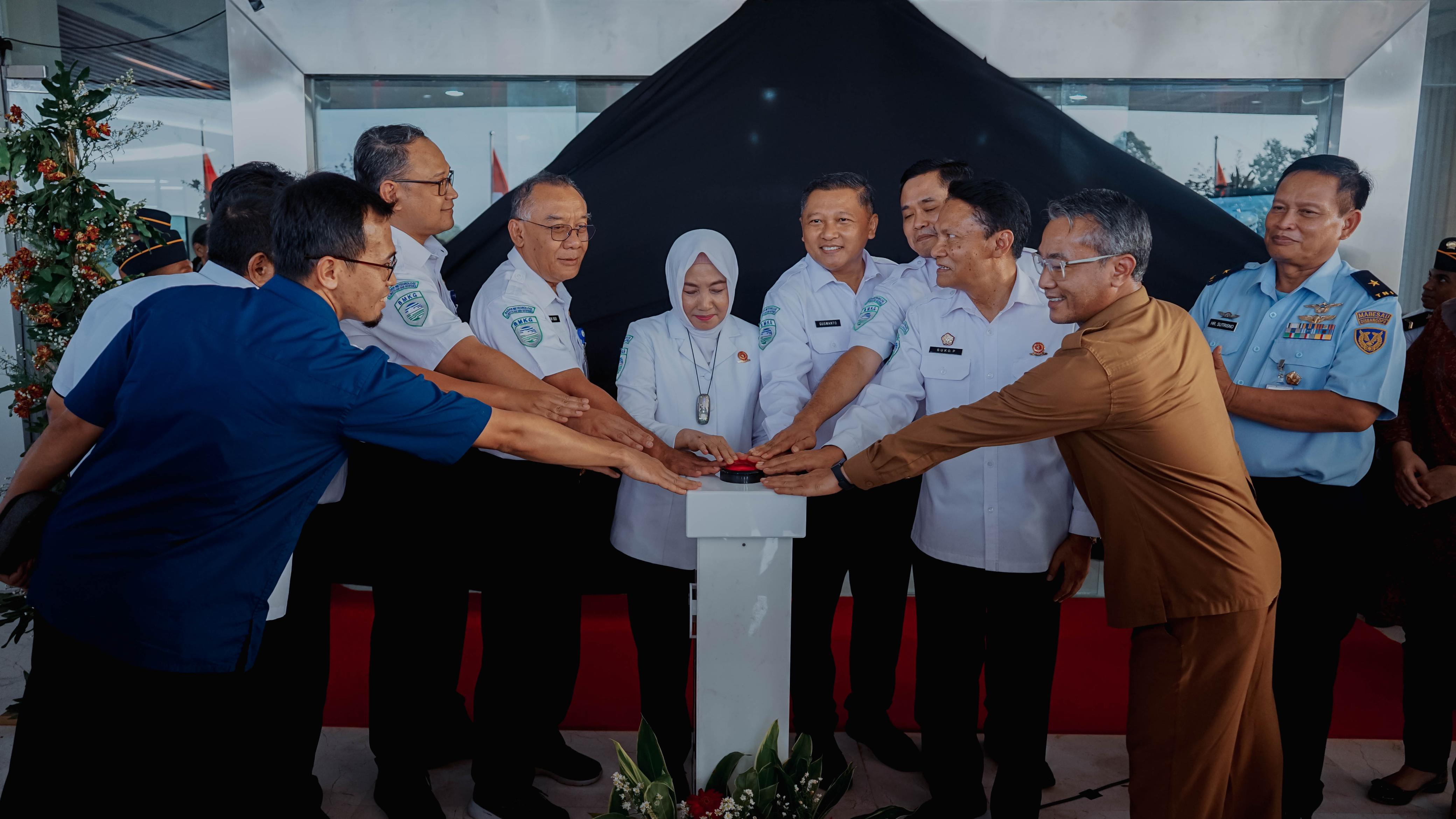 WEGE dan BMKG Resmikan Gedung  Hijau Pertama di Tangerang