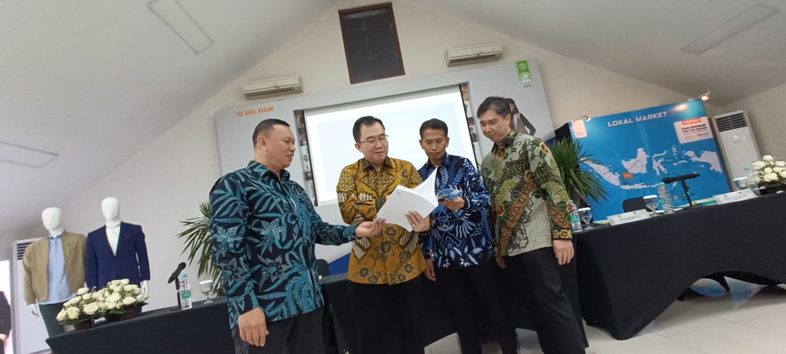 Bidik Pertumbuhan 15% pada 2024, Ini Strategi Trisula Textile Industries!
