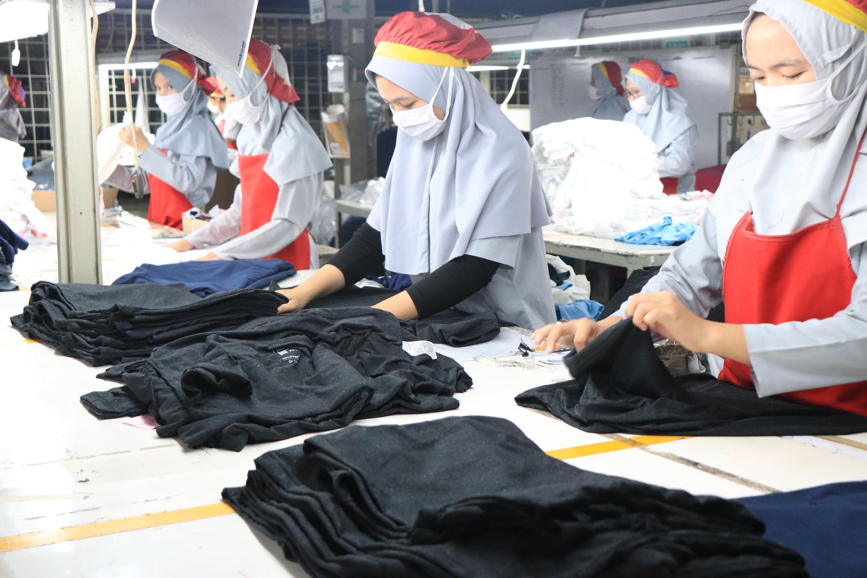 Harga Bergerak Tak Wajar, BEI Pelototi Saham RICY dan MEJA