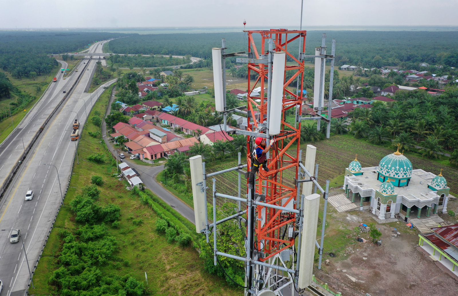 XL Axiata Terus Perkuat Kualitas Jaringan, Menopang Layanan Konvergensi