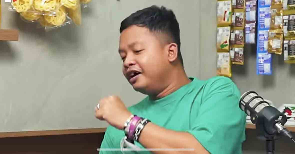 Mengapa Komika Dustin Tiffani Selalu Batuk? Ini Jawabannya