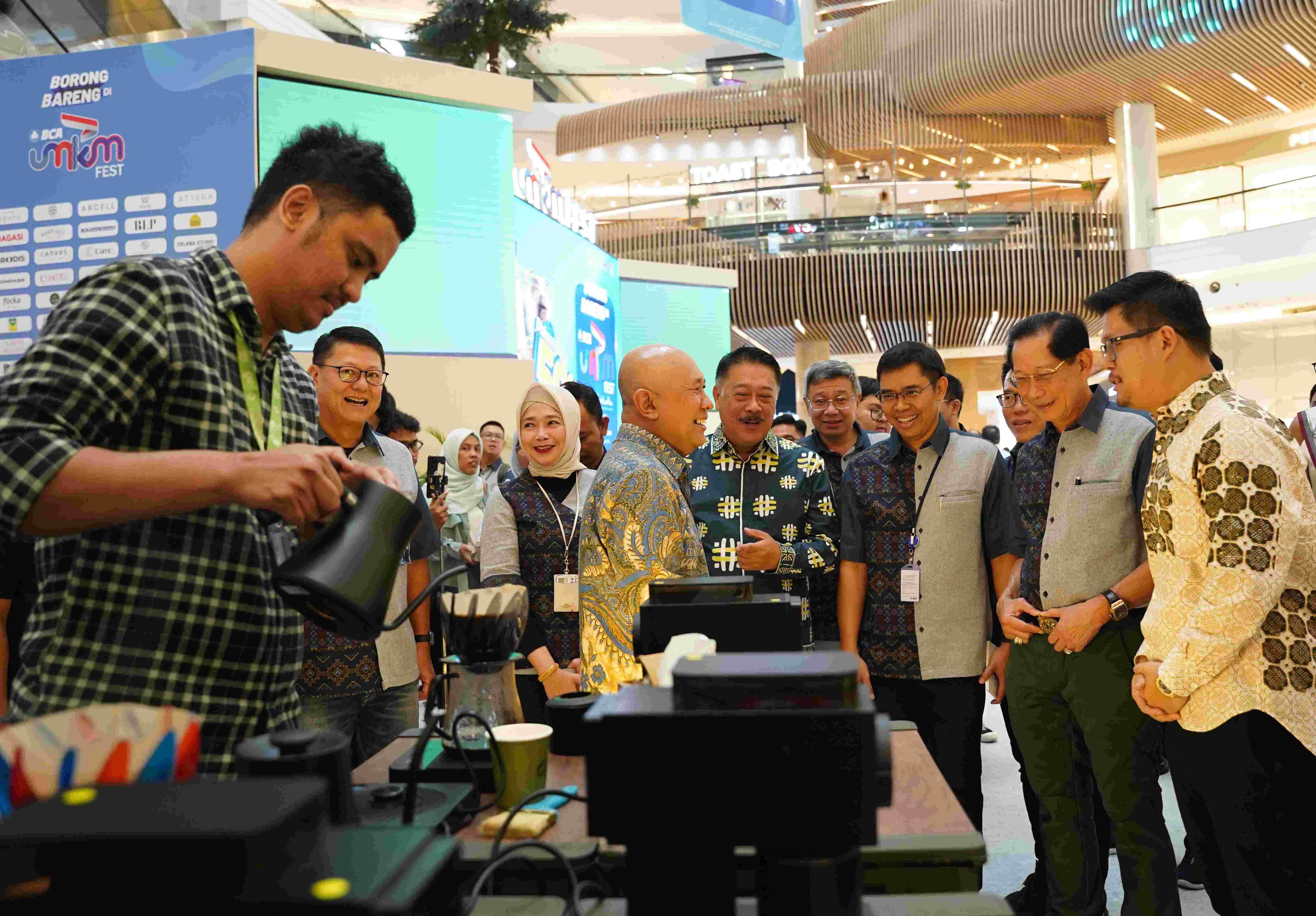 Transaksi Tembus Rp17 Miliar, BCA UMKM Fest 2024 Sukses Perluas Bisnis Lintas Sektor