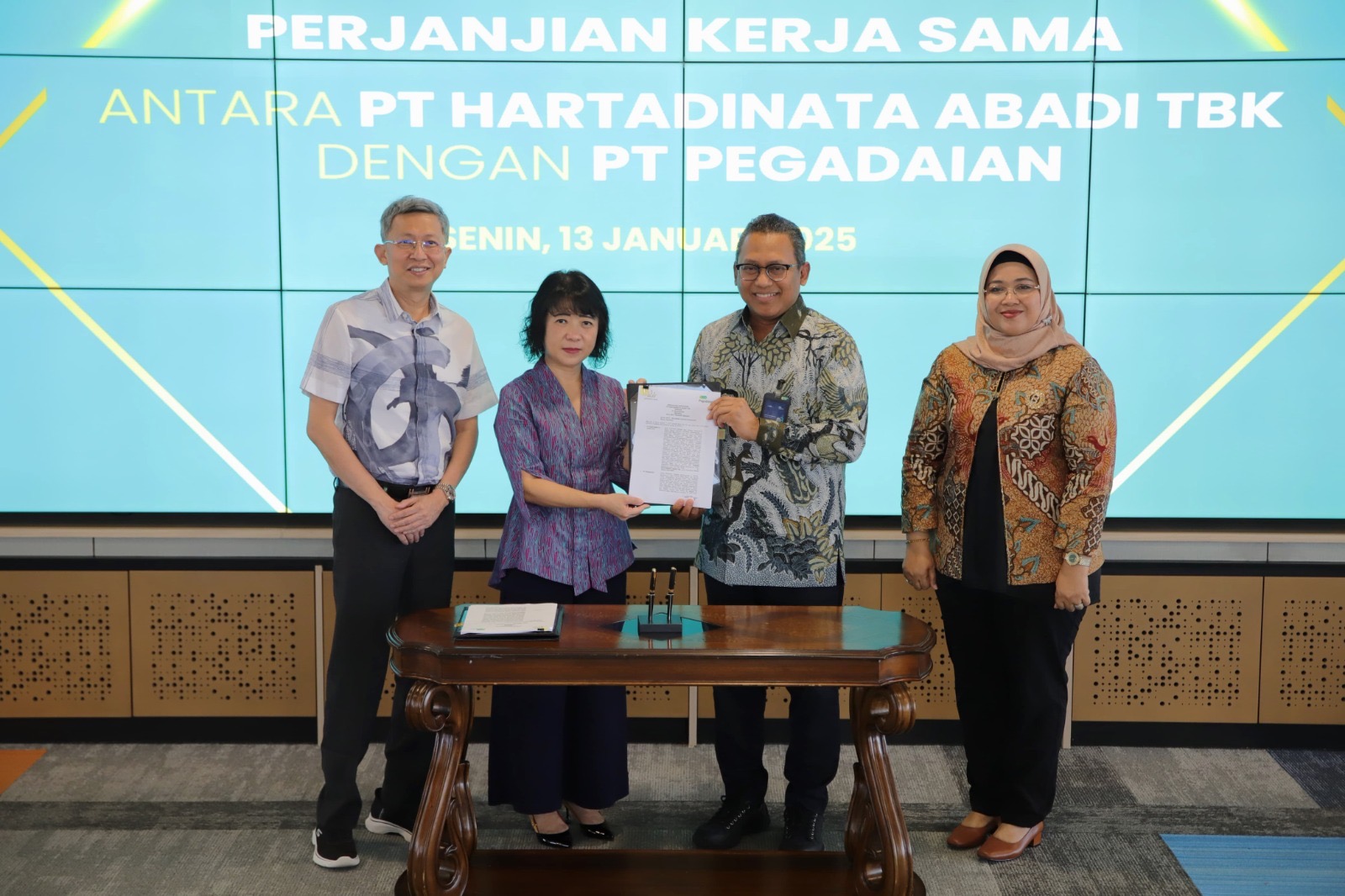 Hartadinata Abadi dan Pegadaian Bersinergi Memperkuat Hilirisasi Industri Emas