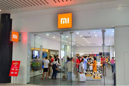 DMMX Ekspansi ke Amerika Selatan! Digital Cloud Signage AI Hadir di Gerai Xiaomi