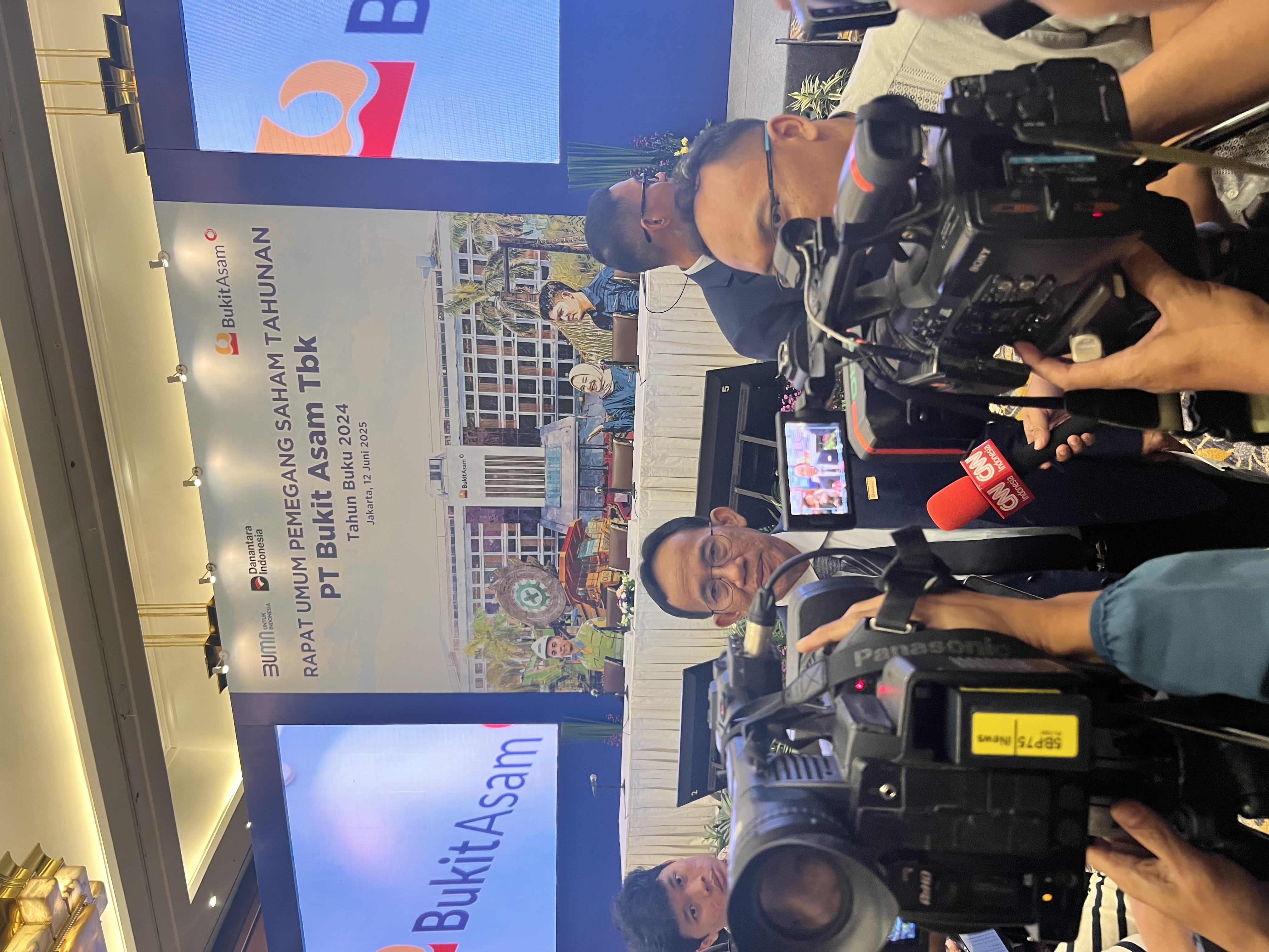 PTBA Bagi Dividen Rp3,8 Triliun, Direksi-Komisaris Dirombak Total!