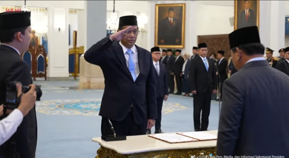 IHSG Ambruk 1,28% Usai Prabowo Ganti Sri Mulyani, Begini Kata Menkeu Baru!