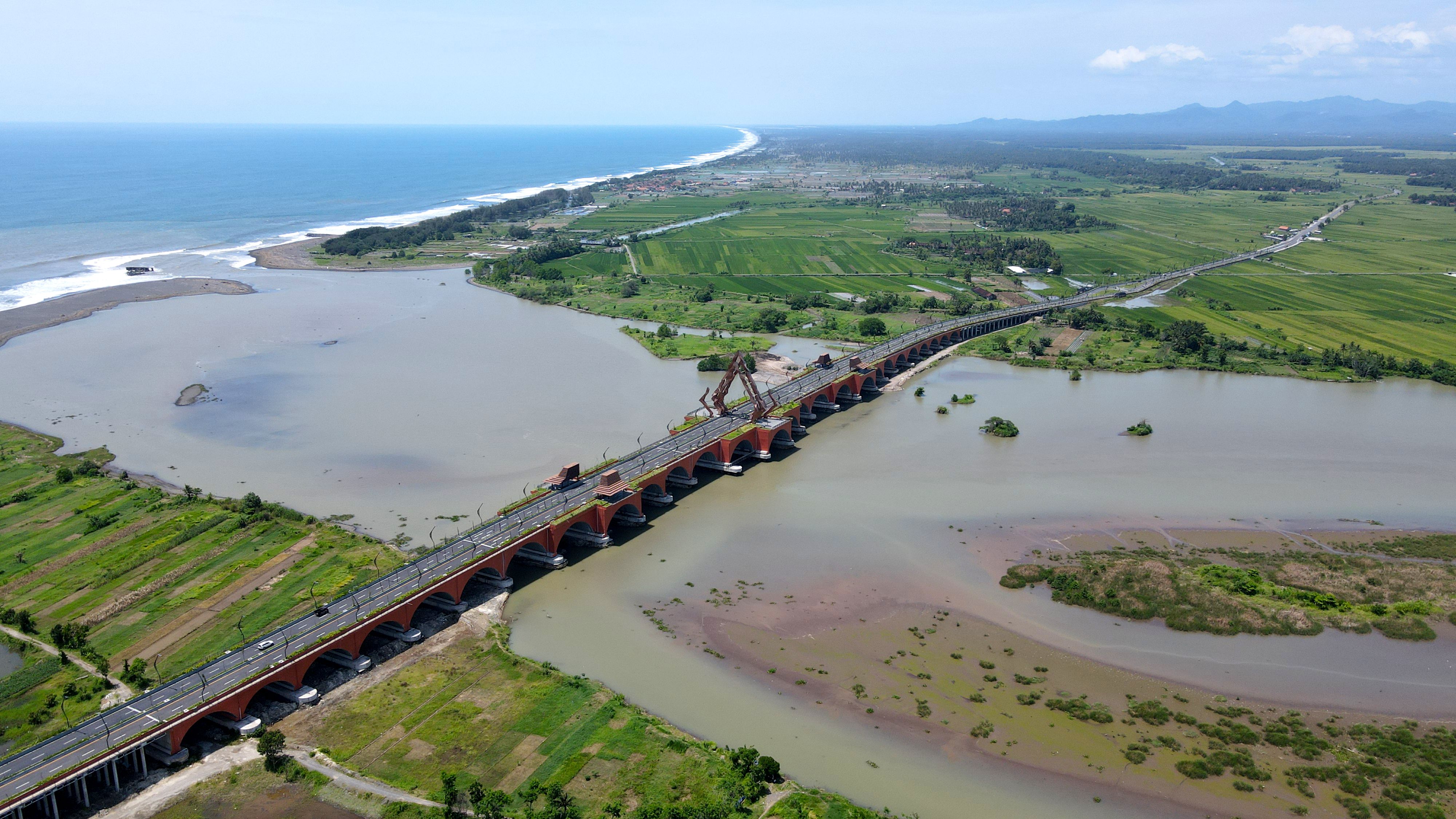 Pangkas Waktu Tempuh, Jembatan Kabanaran di Yogya Telan 10.000 Ton Semen SIG