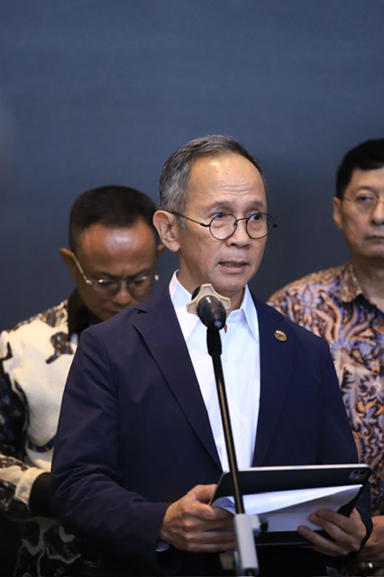 Tak Penuhi Free Float 15%, OJK Bakal Keluarkan (Delisting) Emiten dari Bursa