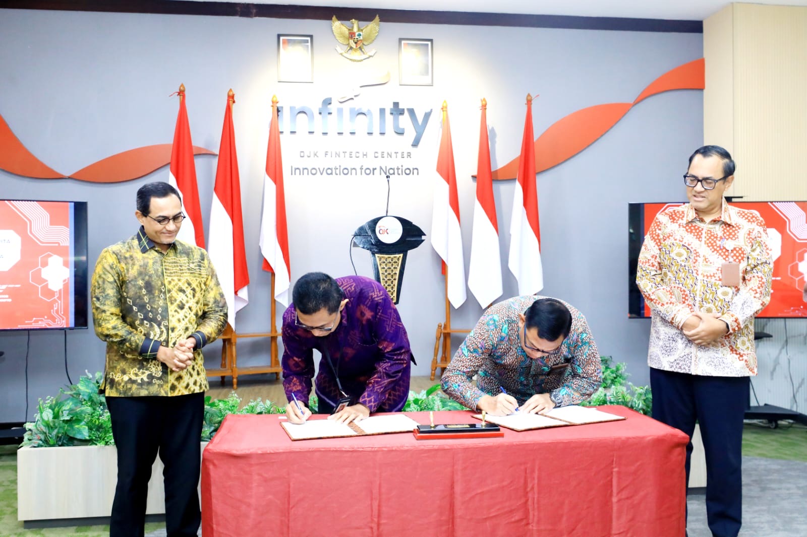 Resmi, OJK Jadi Pengawas Aset Keuangan Digital dan Aset Kripto