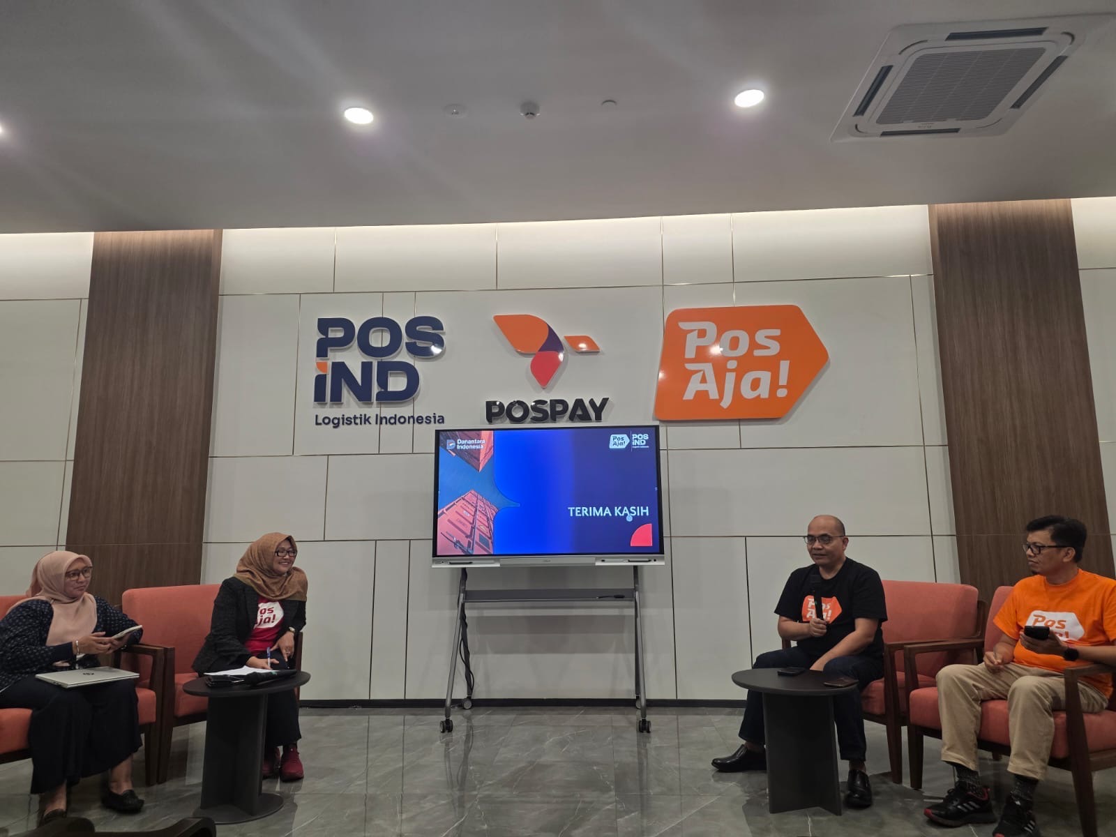 Pos Indonesia Kerahkan 1.000 Robot Sortir AI, Efisiensi Tenaga Kerja Capai 36%