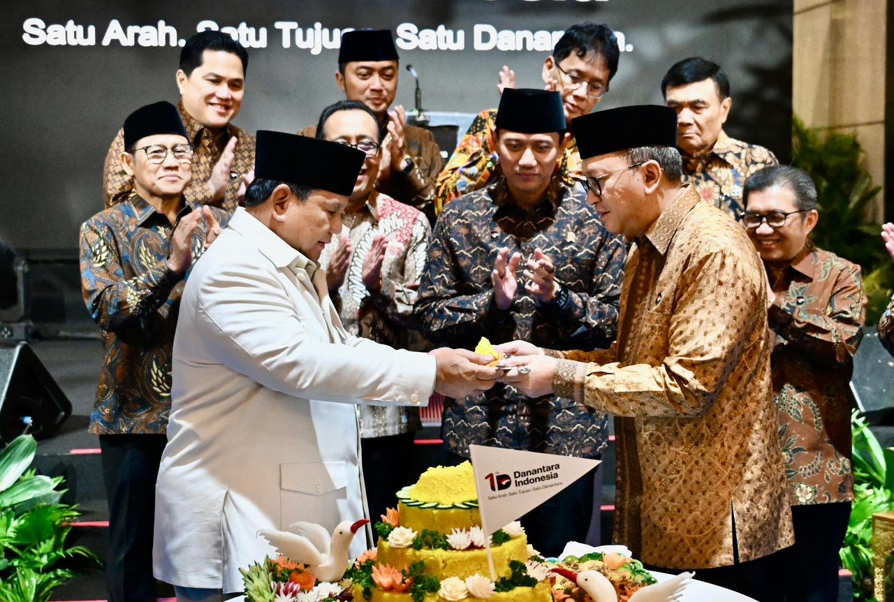 Setahun Danantara, Prabowo Tekankan Tata Kelola Aset Negara; BRI Salurkan 5.500 Paket Sekolah