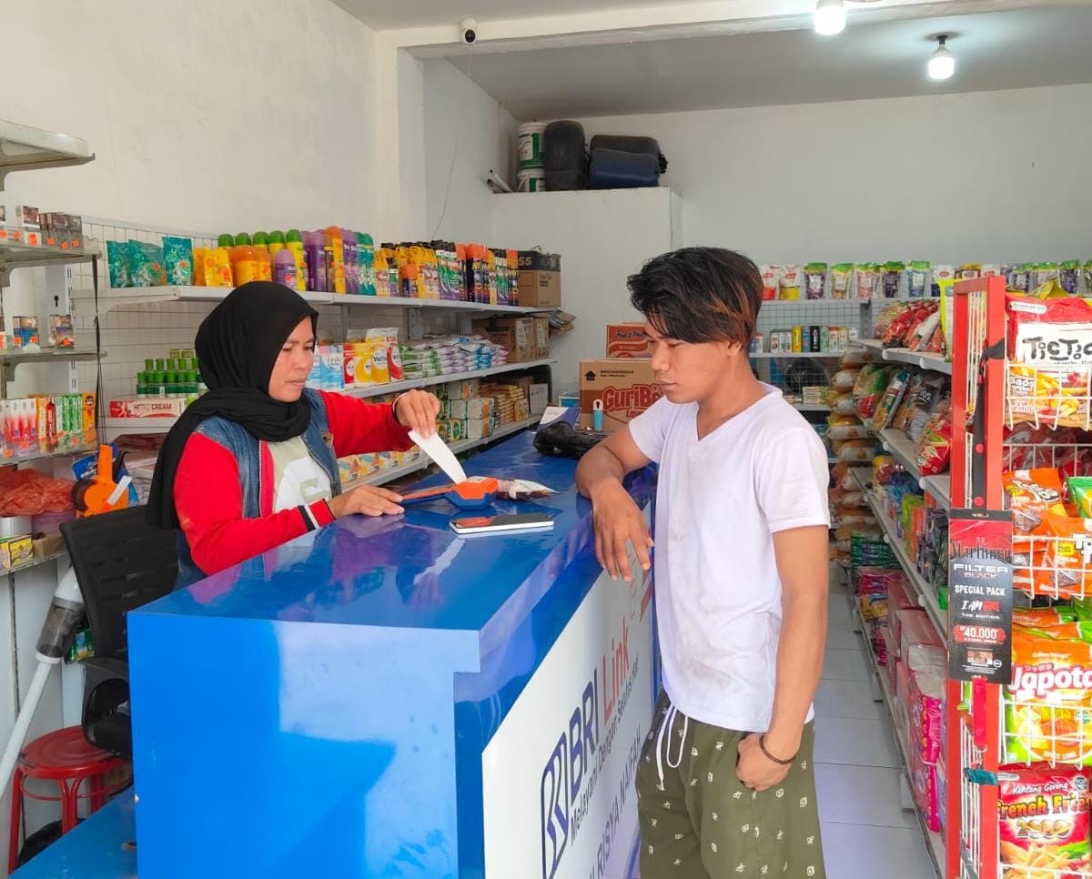 Kisah Risya di Merauke: Jadi Agen BRILink, Usaha Kecilnya Berkembang hingga Buka Minimarket