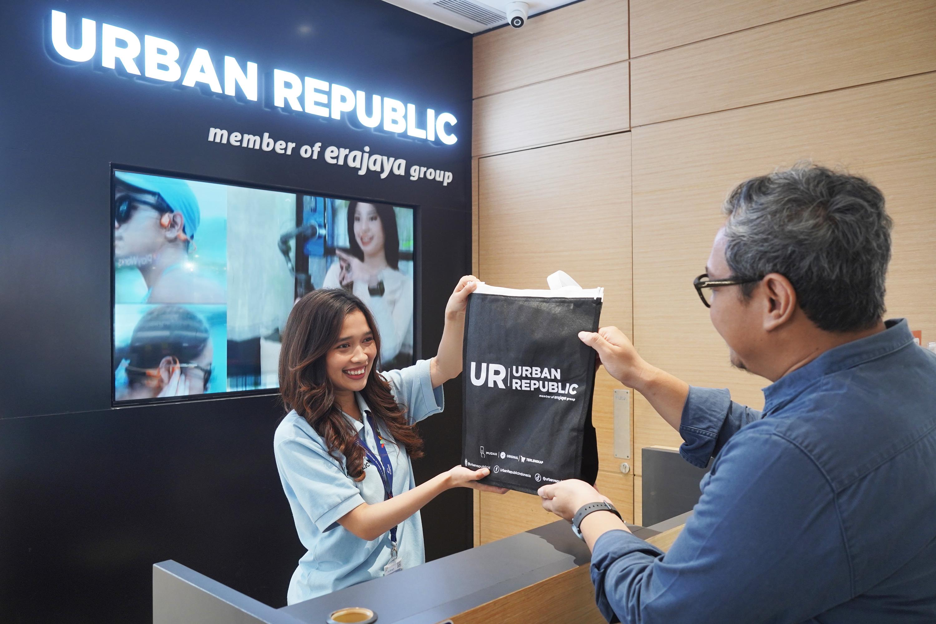 Grup Erajaya Rayakan 10 Tahun Perjalanan Destinasi Lifestyle Gadget untuk Generasi Aktif