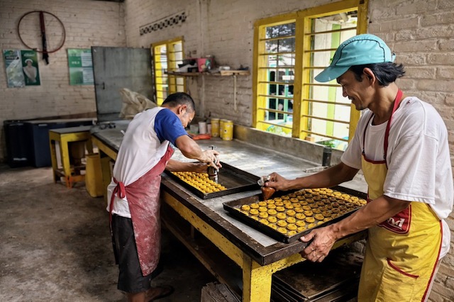 Kisah Yulianti, Sukses Bangun Bisnis Kue di Lampung Berkat Sokongan BRI