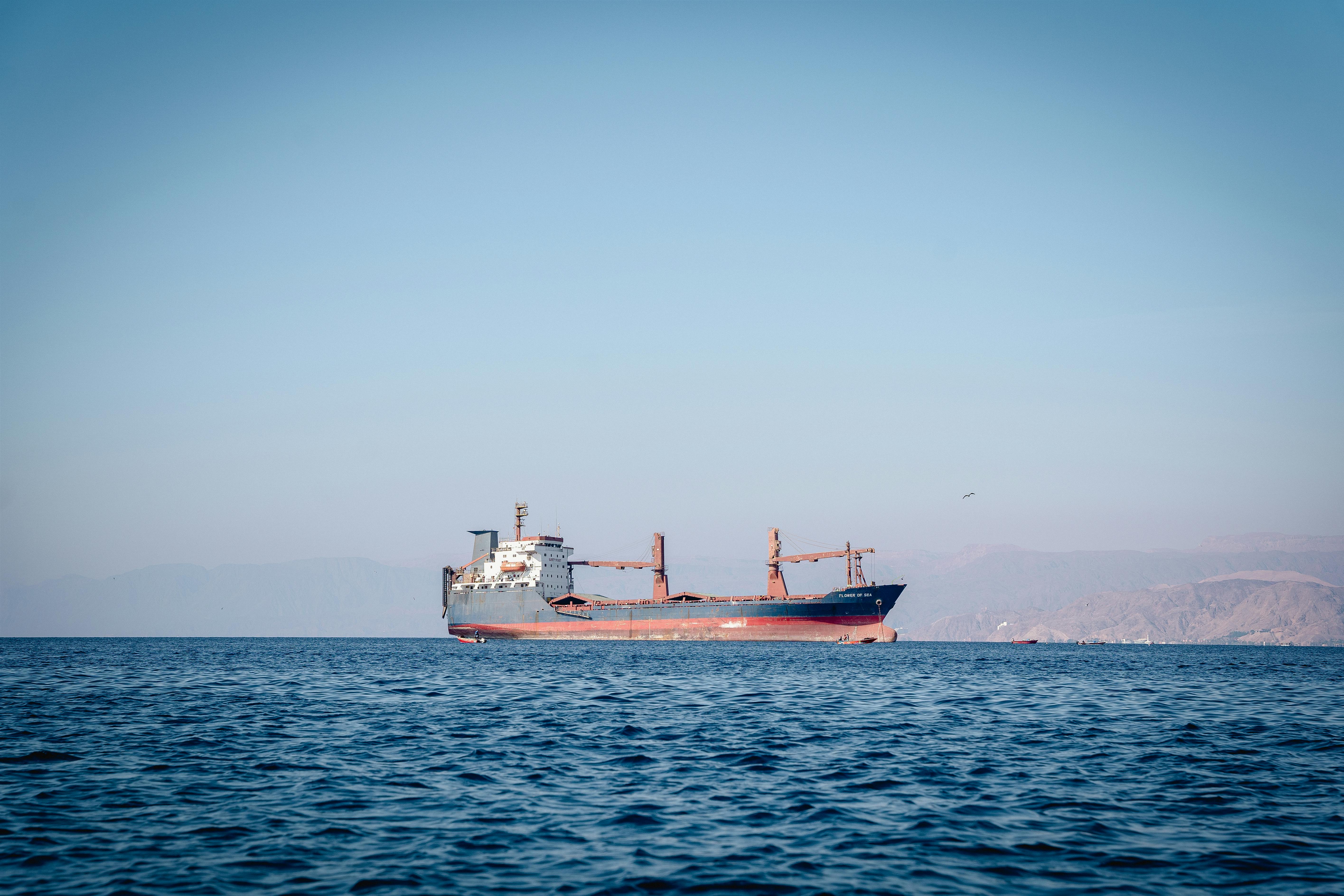 Iran Tutup Kembali Selat Hormuz, Pasokan Minyak Global Terancam