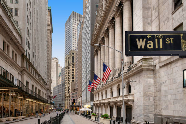 Wall Street Tutup Mei dengan Rekor Baru, Saham Dell Melonjak 33% di Tengah Euforia AI
